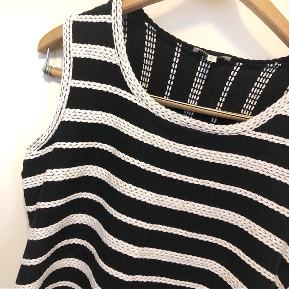 Max Studio | Detailed Shift Dress | Size Medium - Picture 3 of 5